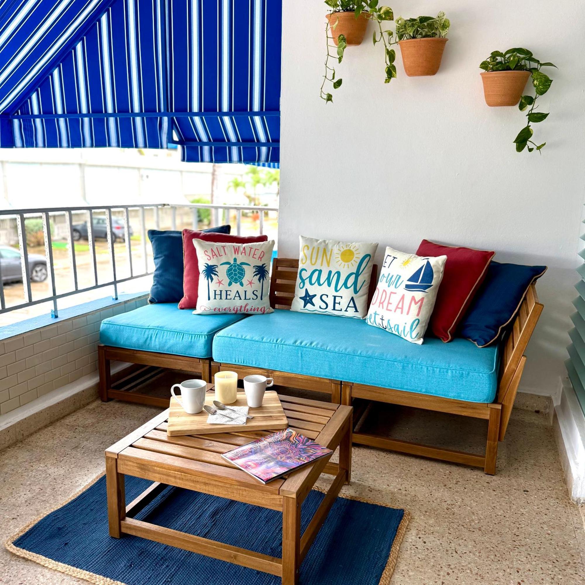 Oceanview Apartment Steps To The Beach 卢基约 外观 照片